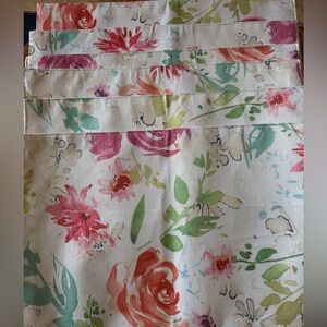 Set of 6 Spring Floral Town & Country Dining Placemats, NWOT